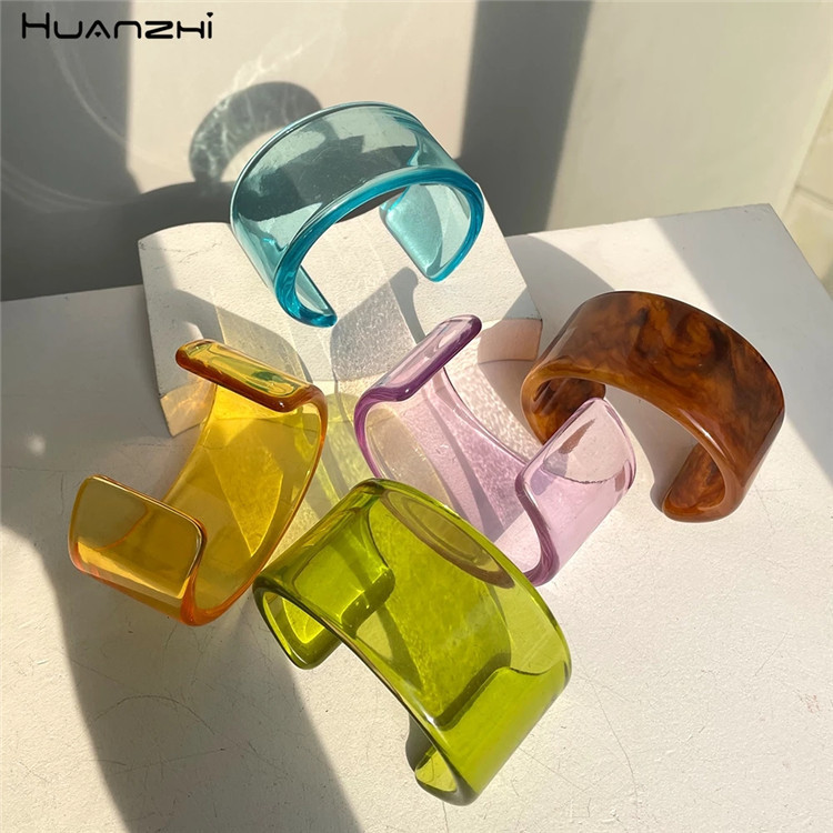 2024 New Korean Dongdaemun Color Acrylic Bracelet Simple Geometric Transparent Resin Bracelet Jewelry
