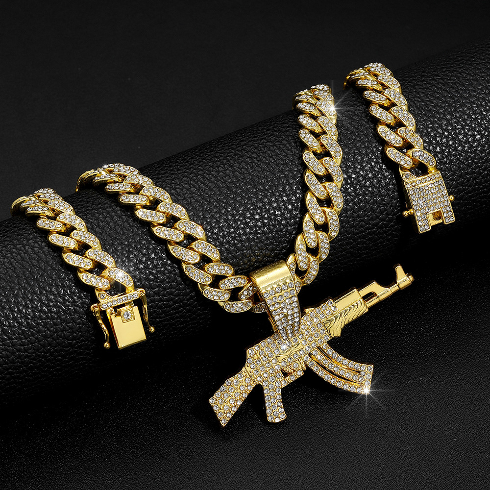 Alloy Material All Seasons Season Hip-Hop Gun Alloy Inlay Rhinestones Unisex Pendant Necklace Necklace Pendant Men Pendant Necklaces