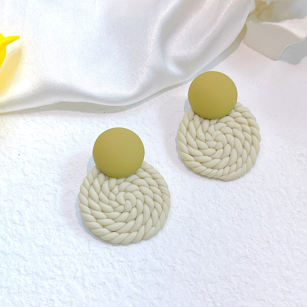 1 Pair Fashion Round Soft Clay Women's Drop Earrings display picture 6