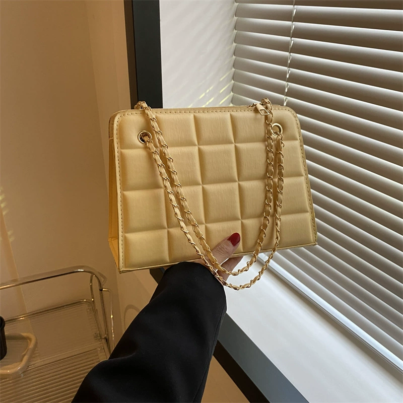 One-Shoulder Quilted Bag, Chain Strap, Diamond Pattern — Retro Trend, Multi‑color (2023)