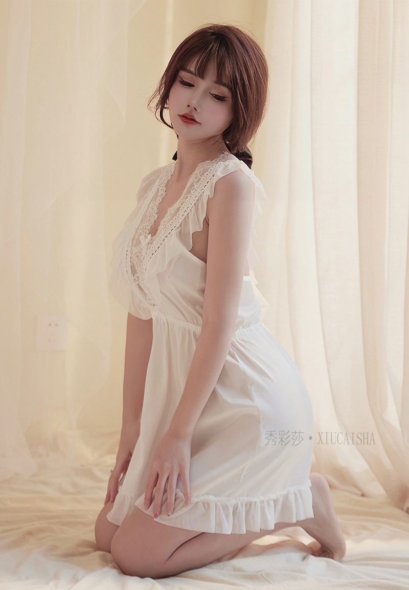 Plus Size Lace Babydoll Nightgown, Short Skirt Style, Black One Size — detail image 9