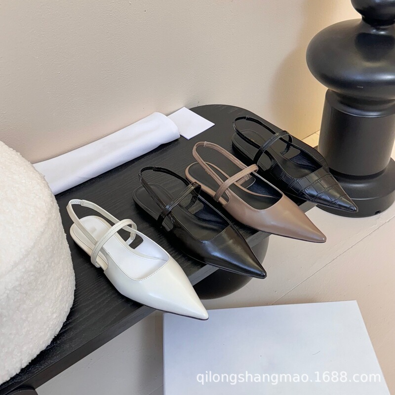 High-end Niche 2025 Summer New Genuine Leather Pointed Toe Retro Sheepskin Flat Sandals with Rear Empty Bottom