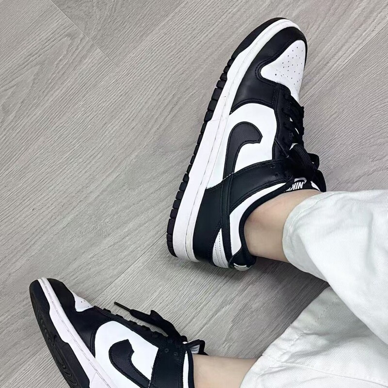 Putian Pure Original Dunk Low Black and White Panda Sneakers, Men's and Women's Retro Classic Versatile Casual Sports Shoes Putian Pure Original Dunk Low Black and White Panda Sneakers, Men's and Women's Retro Classic Versatile Casual Sports Shoes