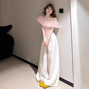 �^��¶��һ�ּ����Ůt���nϵŮ�b�������OӋ�����´��b�@��