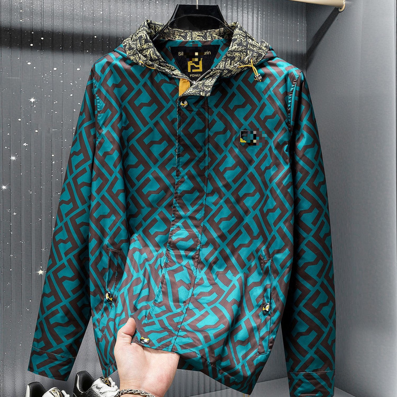 American-style trendy brand jacket with devil eye badge pattern, 2025 spring/autumn new slim-fit light-luxury windproof hooded coat American-style trendy brand jacket with devil eye badge pattern, 2025 spring/autumn new slim-fit light-luxury windproof hooded coat