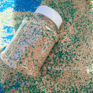 抛光玉米芯宠物除臭颗粒瓶装玉米芯纳米香石宠物垫料原厂批发