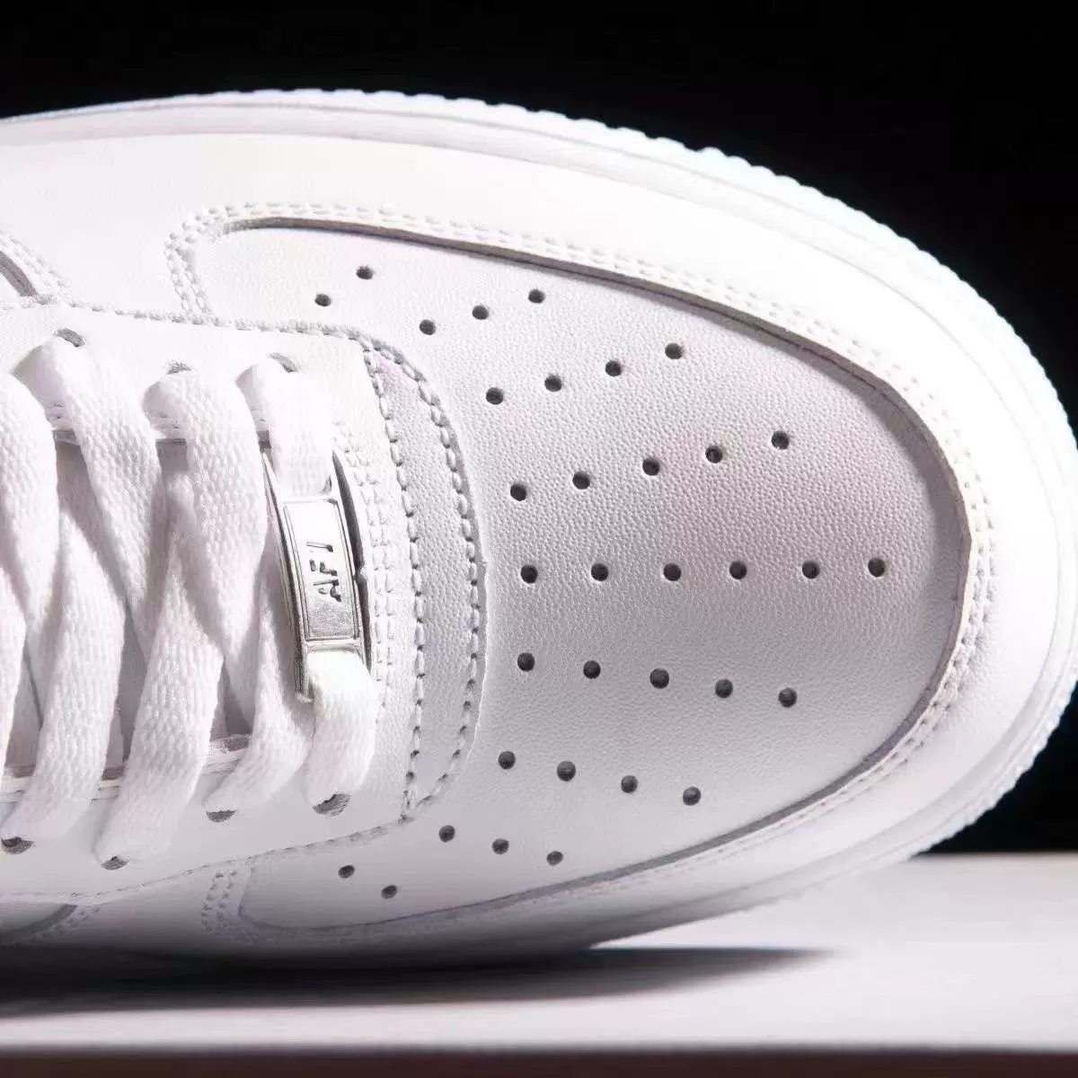 Nike Air Force 1, низкие классические кроссовки для мужчин и женщин, белые туфли, спортивная повседневная обувь для отдыха