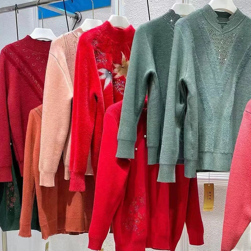 Зимняя одежда для женщин среднего и старшего возраста из Юго-Восточной Азии, 25 мам, толстый свитер на флисовой подкладке, новый цельный флисовый теплый базовый слой.