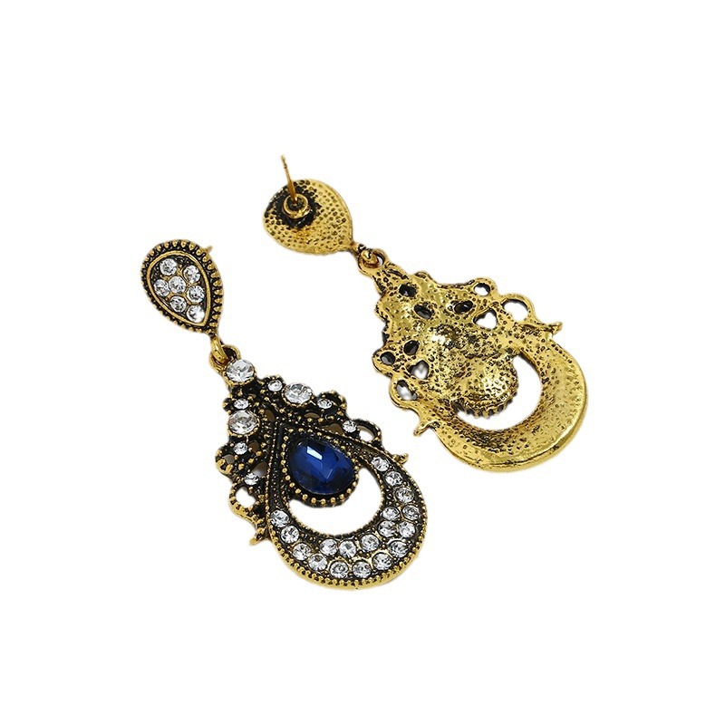 fashionable retro earrings drop-shaped for bride
