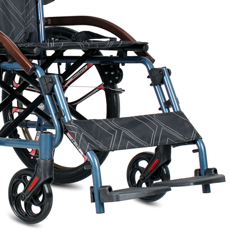 Fabricante de aleación de aluminio gruesa silla de ruedas portátil plegable ligera para personas mayores con discapacidad vehículo de ruedas manual