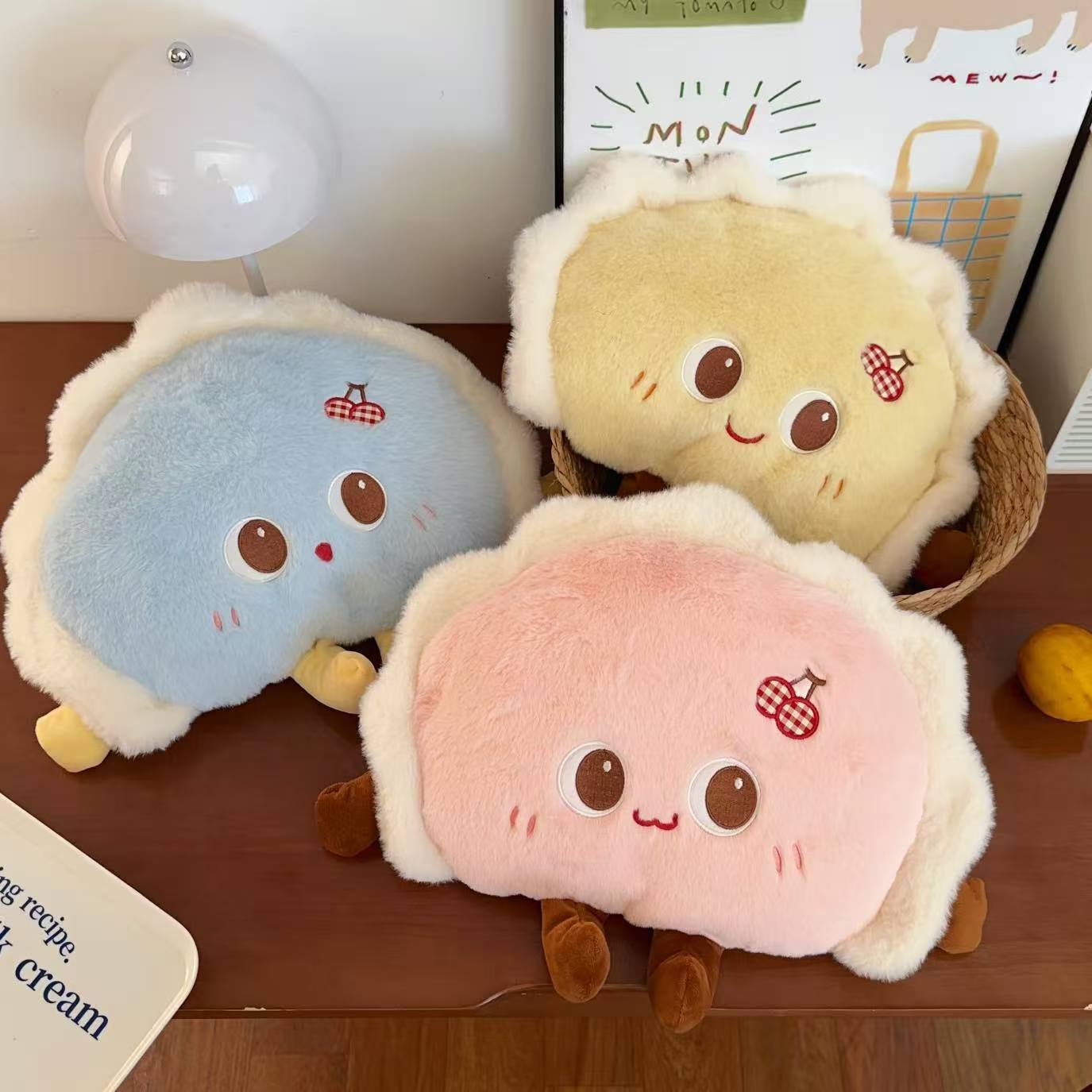 Cute Cartoon Dumpling-shaped Bottle, No Need Fill With Water, Rechargeable, Explosion-proof Electric Hot Water Bottle For Girls To_maomaolike.com