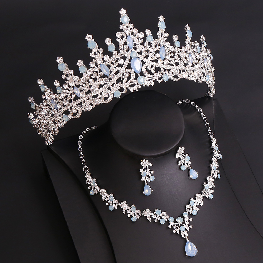 新娘项链皇冠三件套