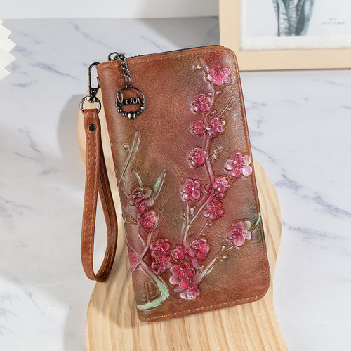 Long Women's Retro Wallet 2025 Embossed, Hand-Painted Chinese-Style Zipper Clutch—Lightweight