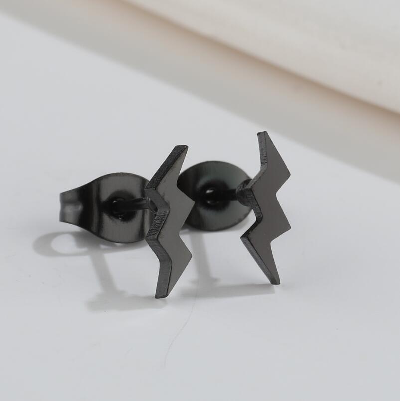 Fashion Lightning Titanium Steel Ear Studs Plating No Inlaid Stainless Steel Earrings display picture 4