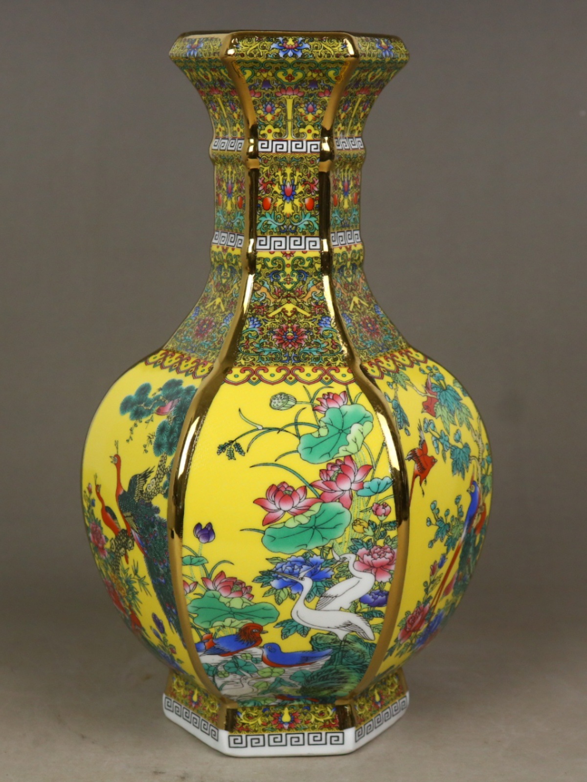 Jingdezhen Qianlong 공식 가마 에나멜 컬러 병 영화 소품 클래식 세라믹 꽃병 홈 거실 꽃