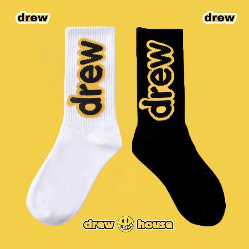 26Ss Trendy Brand Black and White Letter Socks with Graffiti Smiley Face Design, Paired with Clogs, Trendy Sports Unisex Pure Cotton Mid-Tube Socks