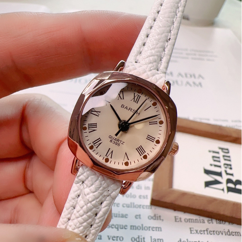 One-Piece Dropshipping Source Manufacturer Wholesale Small Quartz Watch with Fashionable Roman Numerals, Live Broadcast Women's Leather Strap Watch