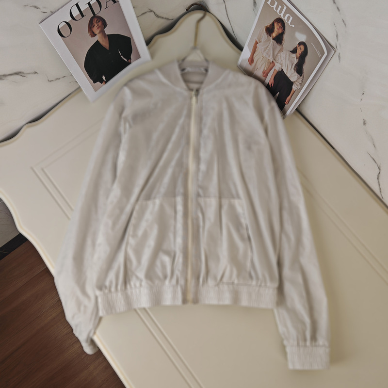 2025 Lujia New Fashion Double-Sided Wearable Letter Jacquard Lightweight Bomber Jacket 2025 Lujia New Fashion Double-Sided Wearable Letter Jacquard Lightweight Bomber Jacket