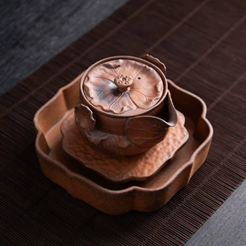 茶壶;茶托;茶杯