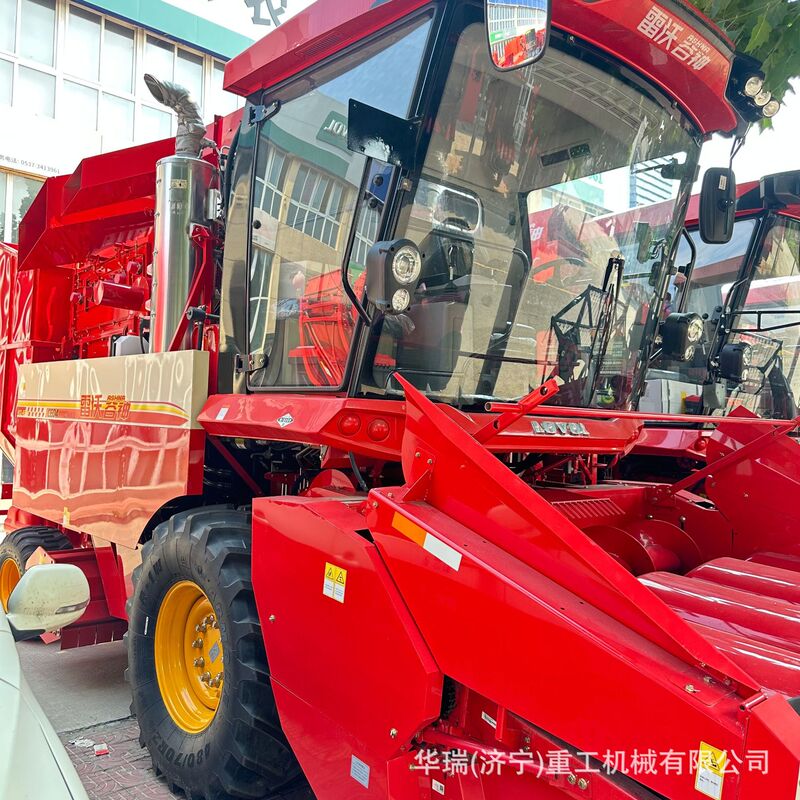 雷沃谷神CE04轮式四行玉米收割机 4LZ-4EP4潍柴280马力玉米收割机|undefined