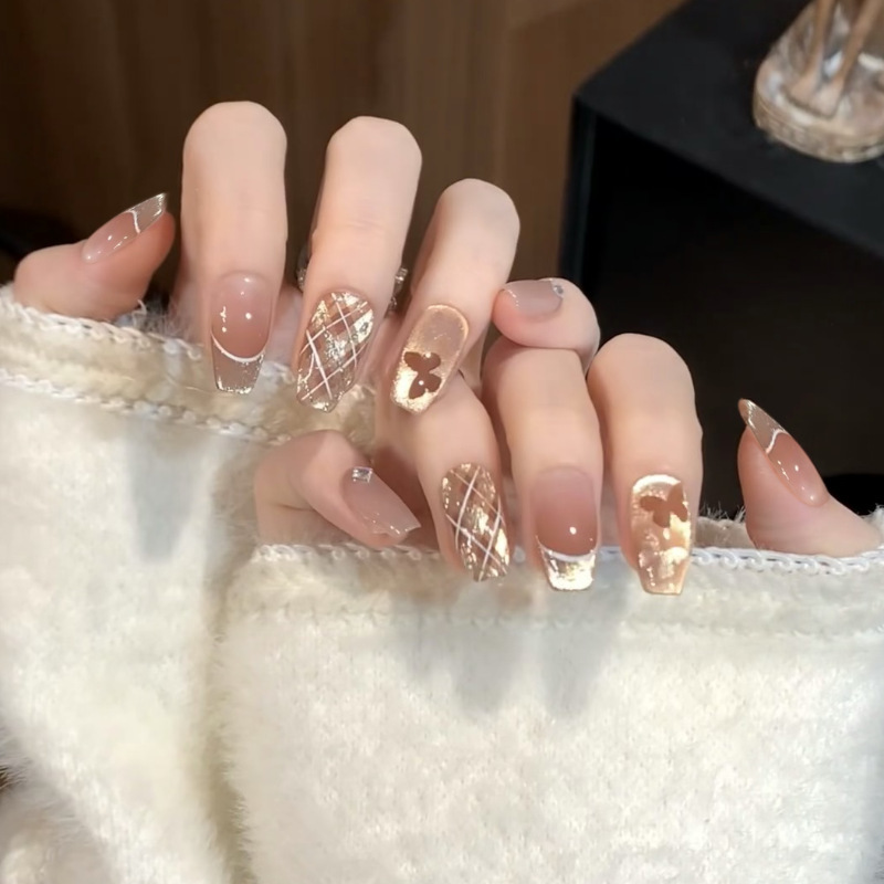 New Vintage French-Style Plaid Hollow Butterfly Nail Art, High Aesthetic Value, Light Luxury French Cat-Eye Pure Desire Nail Stickers