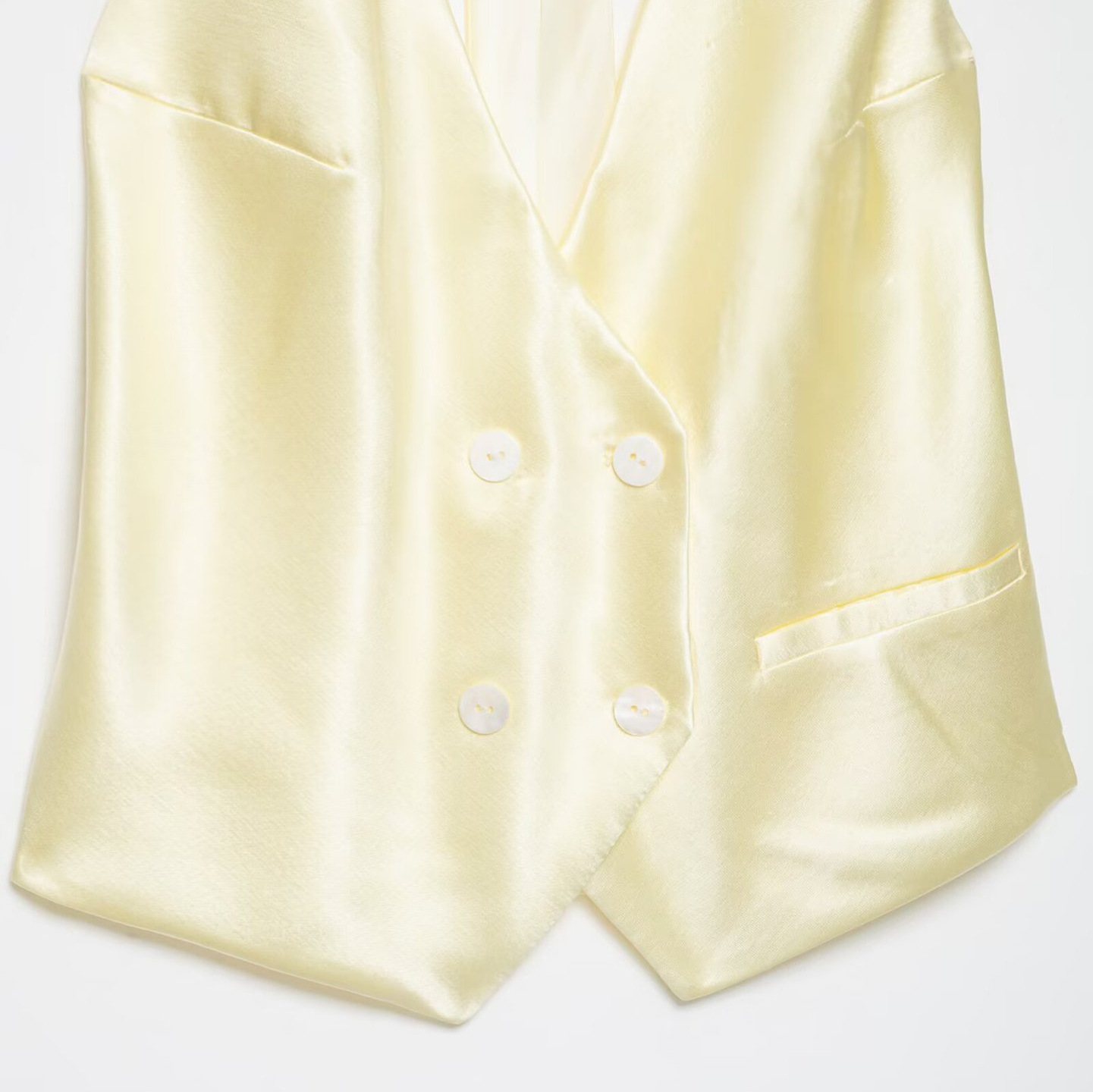 Myst & Za ropa de mujer verano 2026 nuevo temperamento de moda seda seda seda textura chaleco de doble botón chaleco 5247710