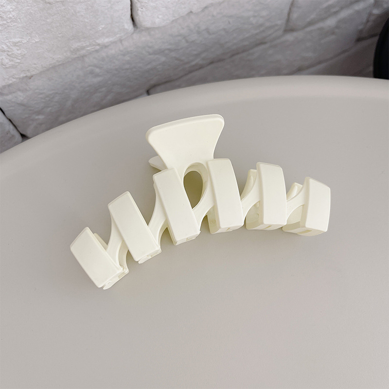 Clip de pelo Maillard clip de pelo grande de la mujer clip de tiburón clip de cabeza de nuevo tocado Internet celebridad 2023 Nueva horquilla