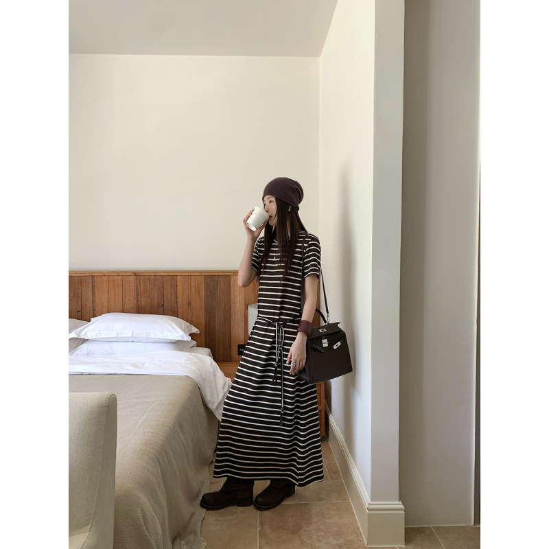 【Special Offer with No Returns or Exchanges】Short-Sleeve Dress for Women with Waist-Cinching Tie Design, Slimming Casual Striped Long Dress