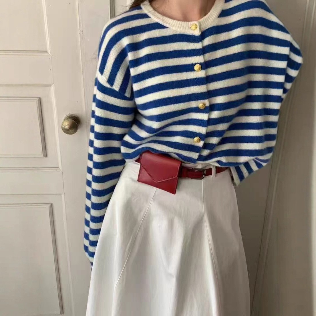 Korean-Style Sweet and Gentle Striped Cardigan Sweater for Women, Loose and Soft Knitwear, Slimming and Versatile, Stylish Top