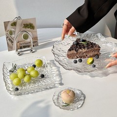 日本式ins風不規則氷河ガラス皿家庭用菓子皿果物皿円形デザートトレイ食器