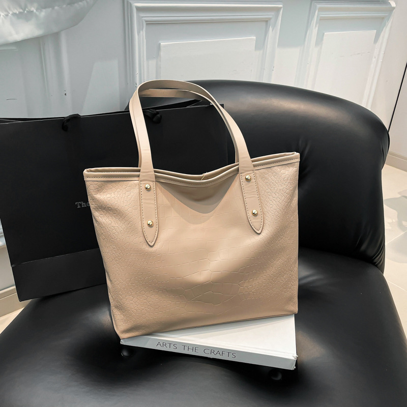 Bolso de mujer coreano de gran capacidad, bolso de moda 2024, nuevo nicho, bolso de viaje de textura, bolso de hombro retro.