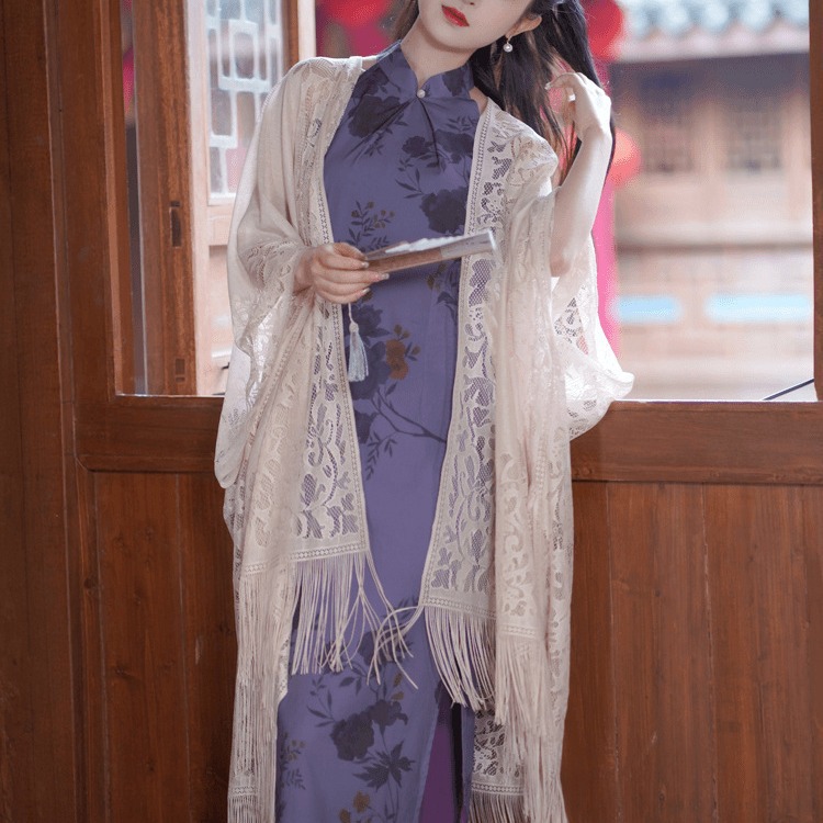 Huakai Zhixia Chaxian borla chal de encaje con cheongsam exterior 2025 nueva camisa de protección solar de rebeca fina de todo fósforo