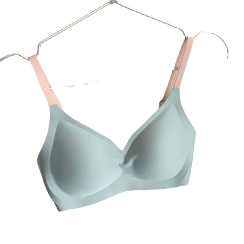 Smooth Surface Soft Support Invisible Bra for Women, Small Cup, Clustering, No Underwire, Breast Shaping, Anti-Sagging, Juicy Jelly Striped Bra