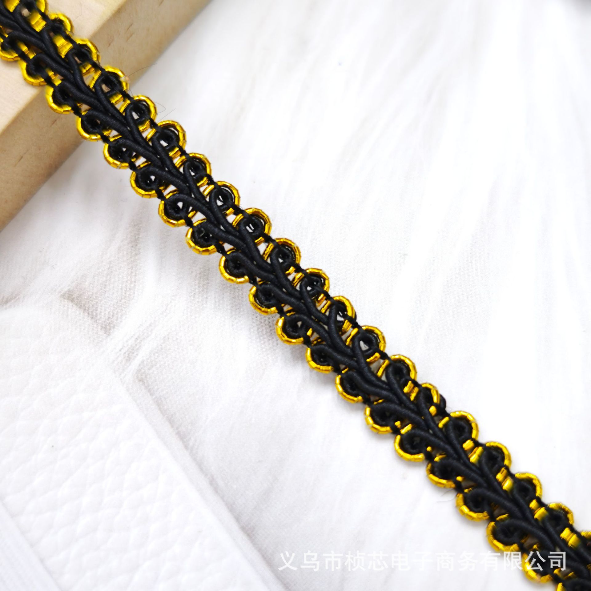 0.8cm* black + gold on both sides