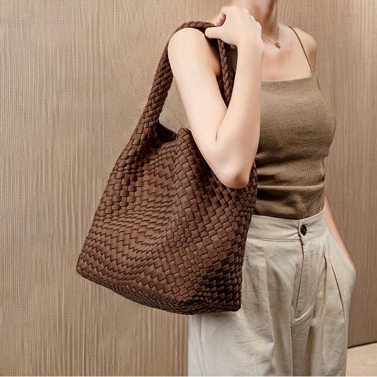Neoprene Woven Bag Custom Size Designer Luxury Waterproof Handbag Beach Woven Handmade Handbag Neoprene Woven Bag Custom Size Designer Luxury Waterproof Handbag Beach Woven Handmade Handbag