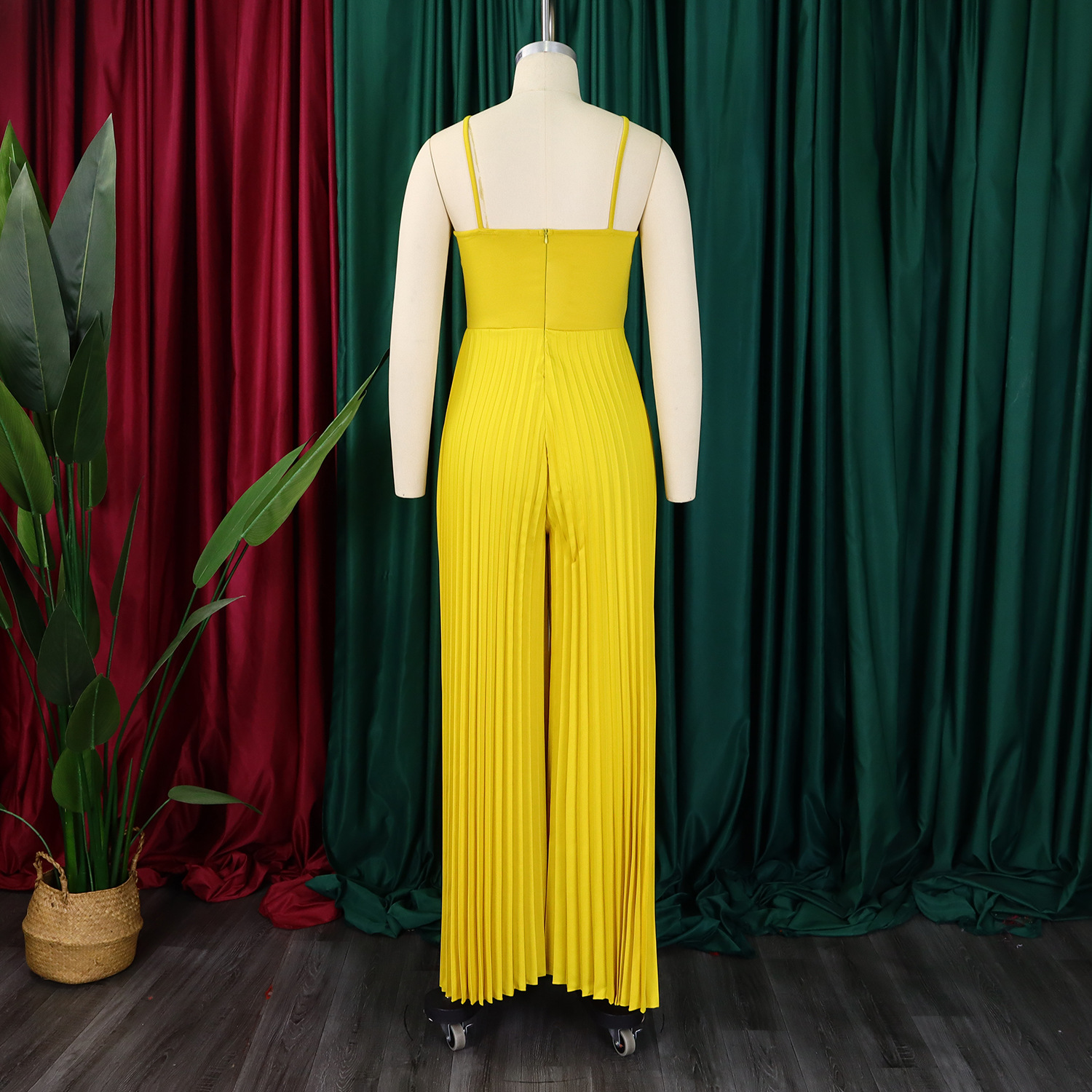 473g Weight Sleeveless Sleeve Length Full Length Pants Length Polyester Fabric Type Mid Waist Waist Line Jumpsuits Pants Type Inelastic Elasticity Bodysuits Tops Type Holiday Occasion Comfort Function Regular Fit Fit Type Solid Color Pattern Summer Season Women's Gender Vacation, Simple Style Style Women's Holiday Bodysuits Vacation Simple Style Solid Color Full Length Jumpsuits 2