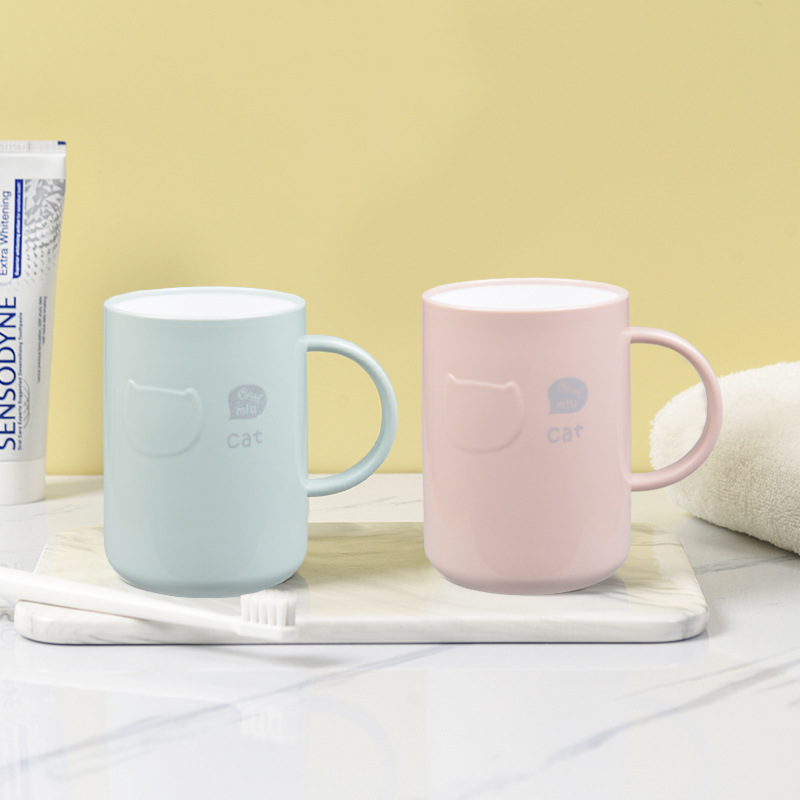Durable Plastic Mouthwash Cup With Handle For Couples Cute Cartoon_voghion.com