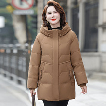 冬季新款羽绒服女中年妈妈气质洋气中老年女装时尚白鸭绒保暖外套