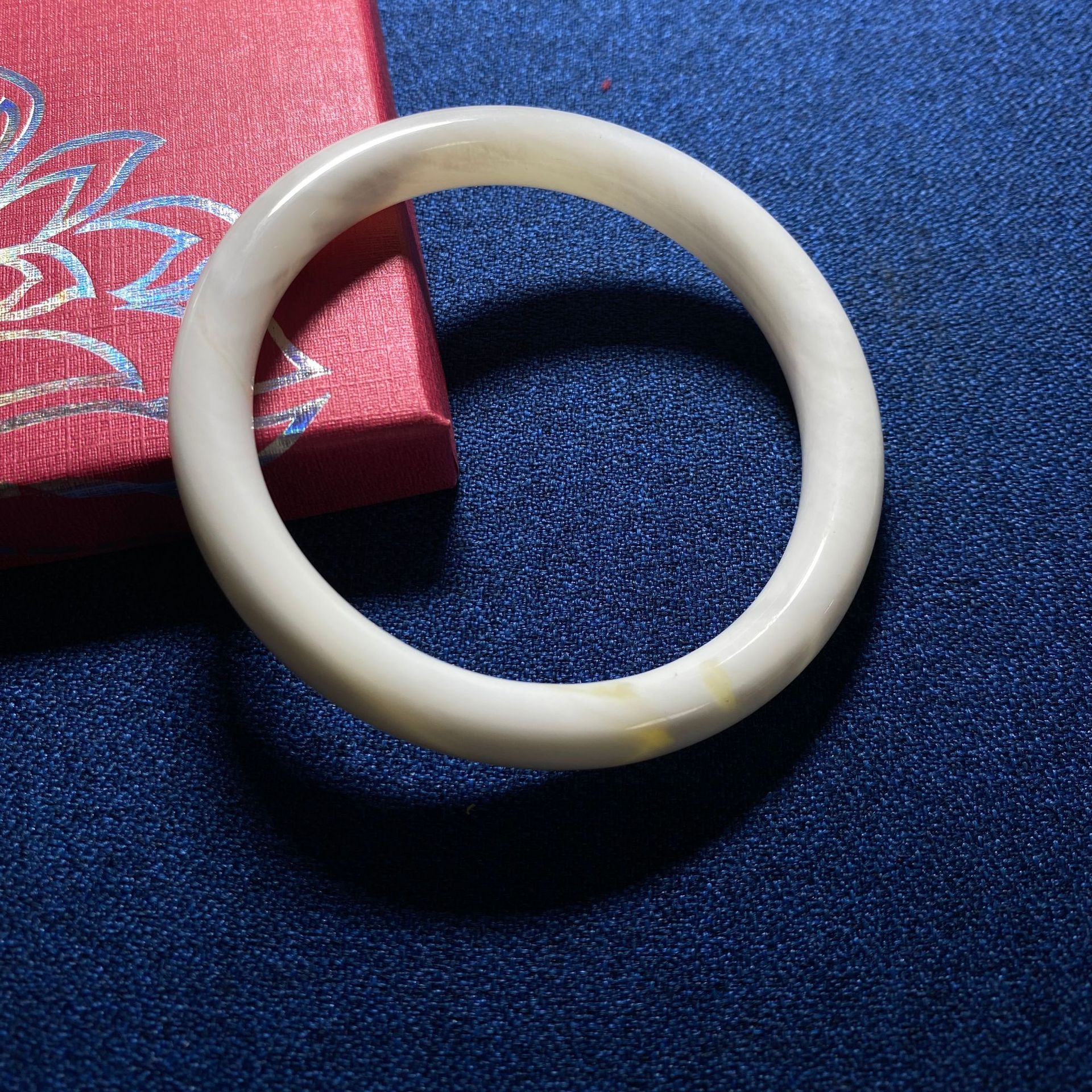 贝壳贝饰手镯玉化海贝圆条手镯贵妃女士镯子首饰饰品