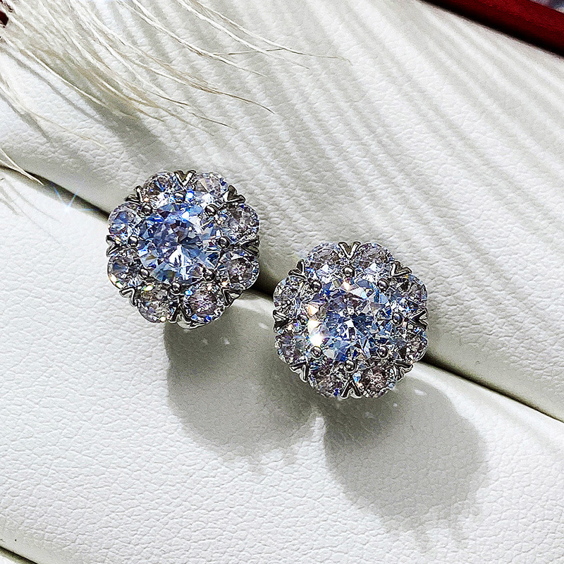 New Exquisite Full Diamond Flower Zircon Stud Earrings Copper Creative Femalepicture4