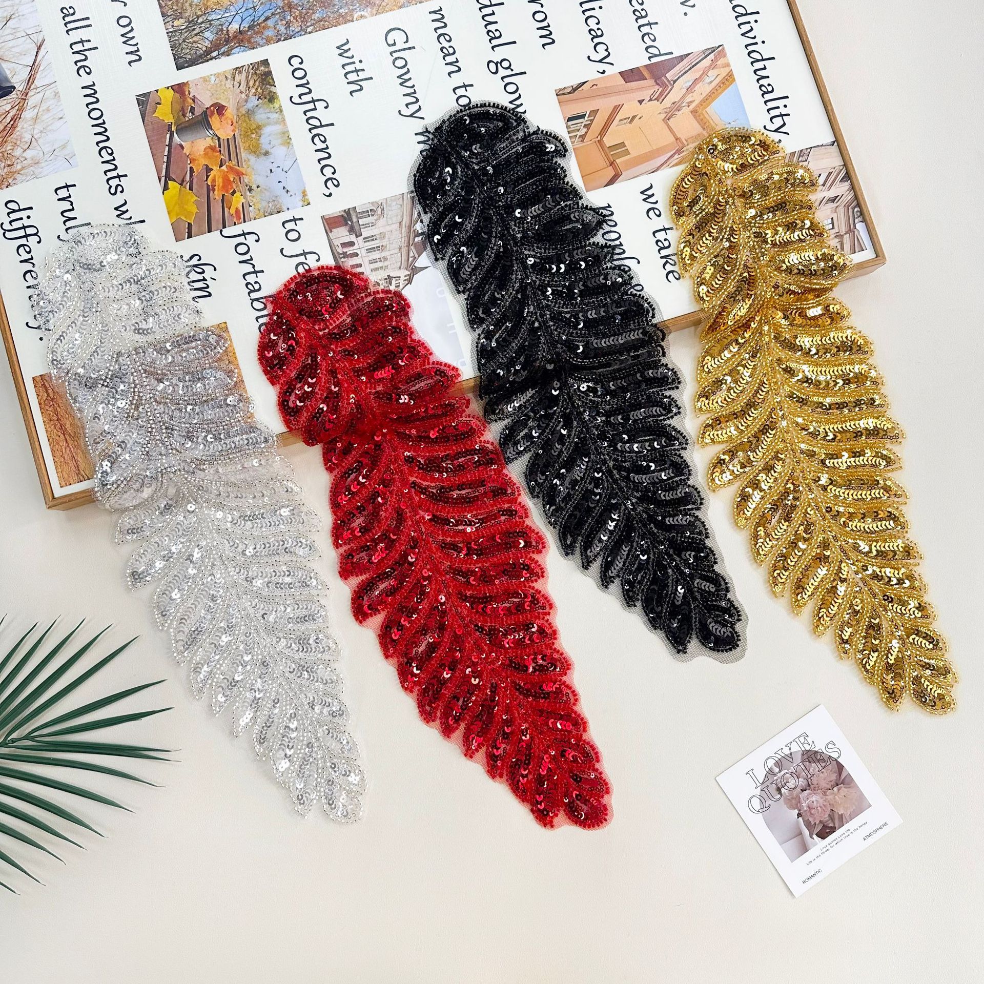 Lentejuelas de malla de hojas de cola de pájaro, pegatinas de tela en forma de hoja de árbol de plumas, vestidos de novia, vestidos de novia, accesorios de ramillete bordados