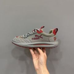 メンズシューズ 2025 夏の新ソフトソール通気性メッシュファッション軽量ロートップシンプルなフォレストシューズカジュアルスポーツシューズ