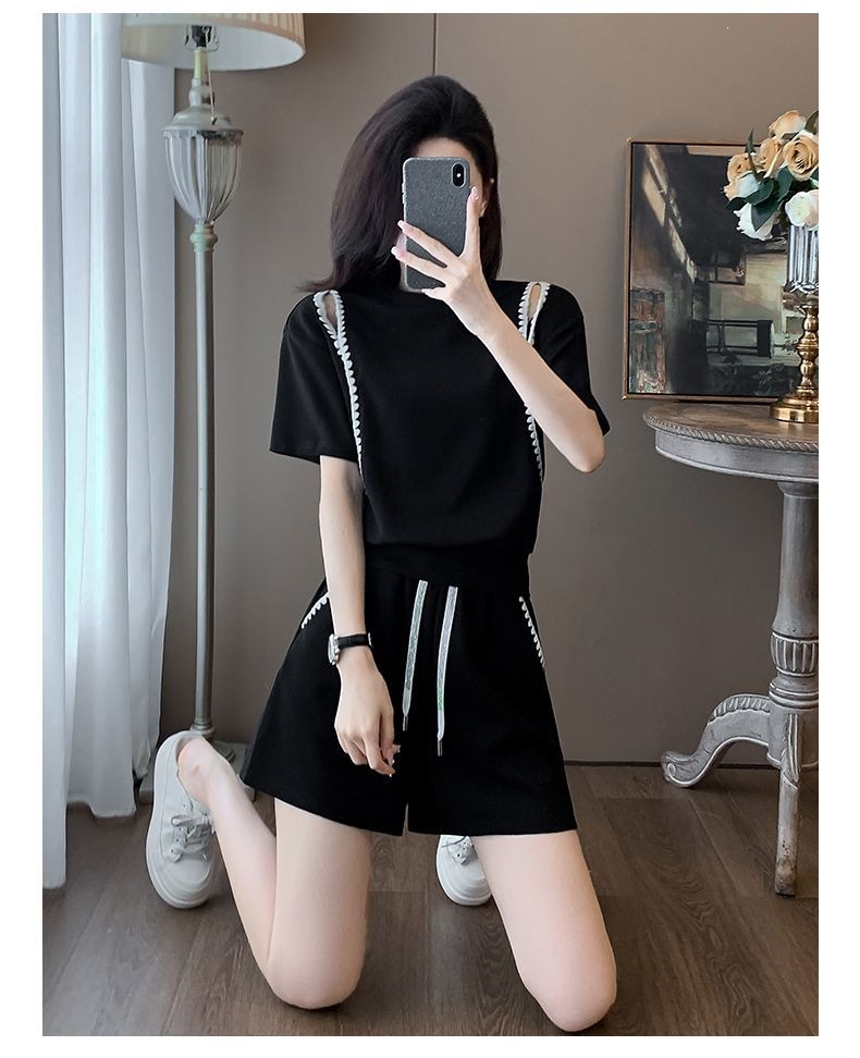 Warm Maple Black Sports Casual Suit Women, Summer 2026 New Style, Youthful Stylish, Petite And Plus Size Shorts For_ecoleips.com