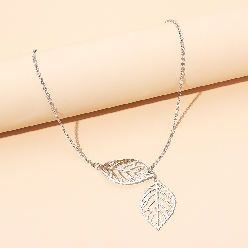 7g Weight Necklace Classification Wedding, Travel Occasion Women'S Gender Silver Color Fashion Leaf Necklace 9