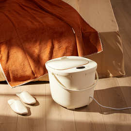 小'熊足浴盆ZYP-E05V1 按摩加热泡脚盆恒温泡脚桶家用电动足