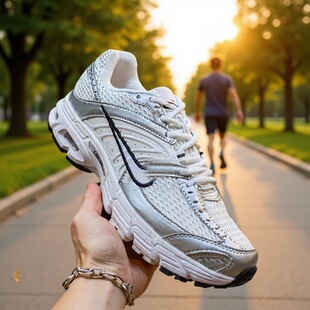 ����Ь 2025�¿�AIR MAX 2K�r�г������԰ٴ��ϵ�Ь�͎��ܲ�Ь