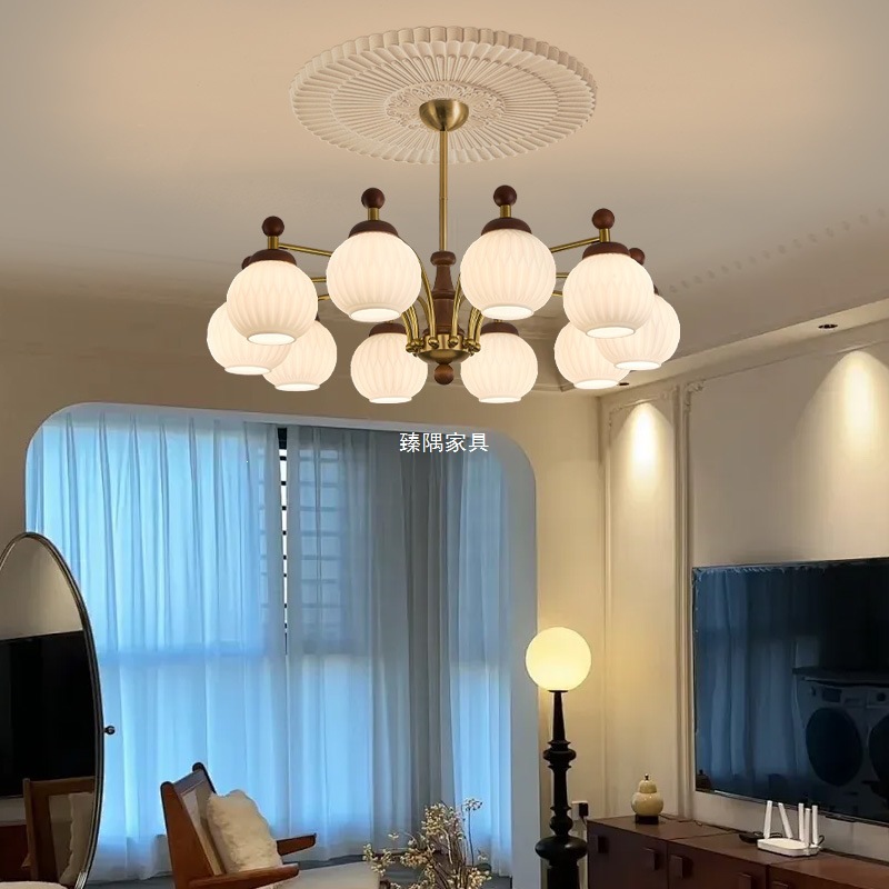 Lámpara de sala de estar estilo medieval estilo retro americano estética de la dinastía Song lámparas de color nuez lámpara de dormitorio lámpara de restaurante francesa