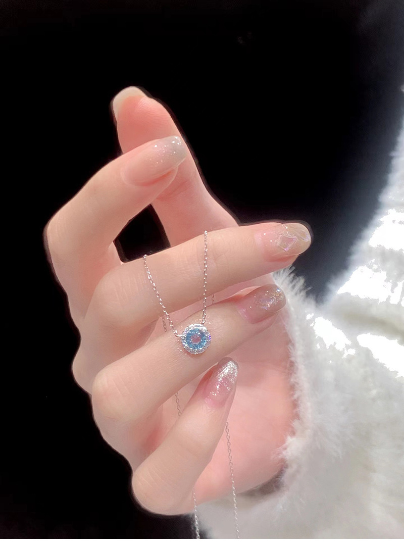 Titanium Steel Material Round Pattern Fairy Style Elegant Round Titanium Steel Plating Inlay Zircon White Gold Plated Solitaire Necklace