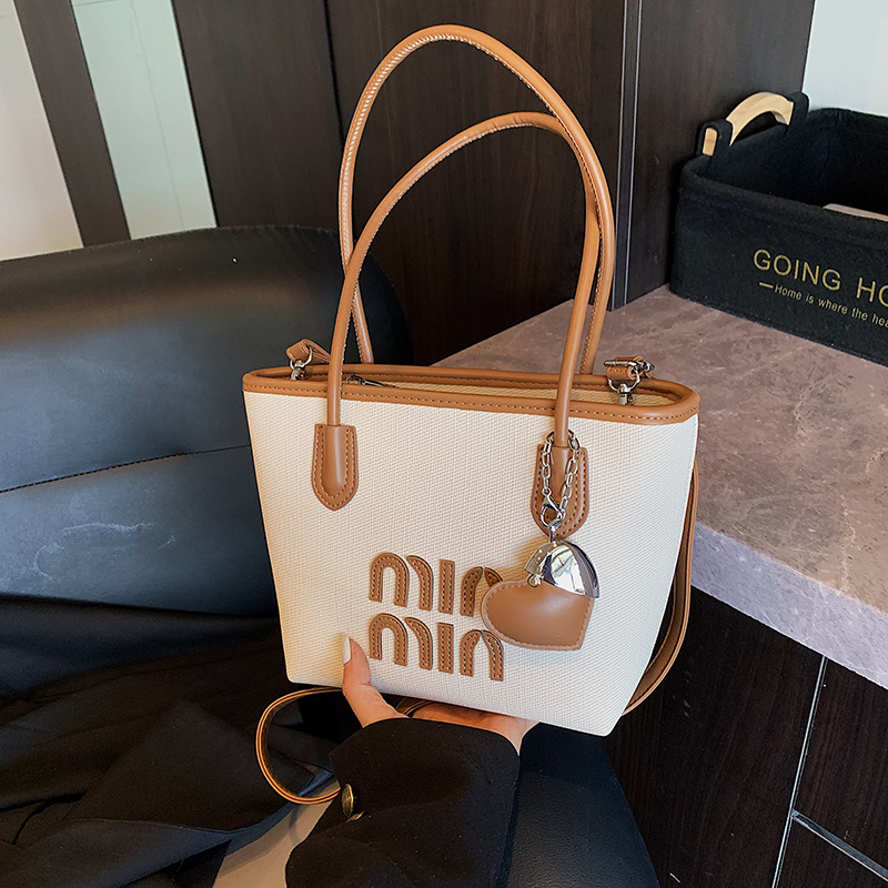 Foreign Trade 2026 New Style Hand-Held Letter Underarm Bag for Women, Retro Large-Capacity Commuter Bucket Bag, Single Shoulder Crossbody Bag Foreign Trade 2026 New Style Hand-Held Letter Underarm Bag for Women, Retro Large-Capacity Commuter Bucket Bag, Single Shoulder Crossbody Bag