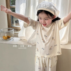 子供のパジャマの女の子の夏の涼しさのモーデールの赤ちゃんの家庭服の女の子の王女の風の韓国版の7分の袖のスーツ